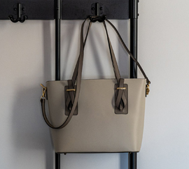 从女王到王后都在中意的7大手工皮具