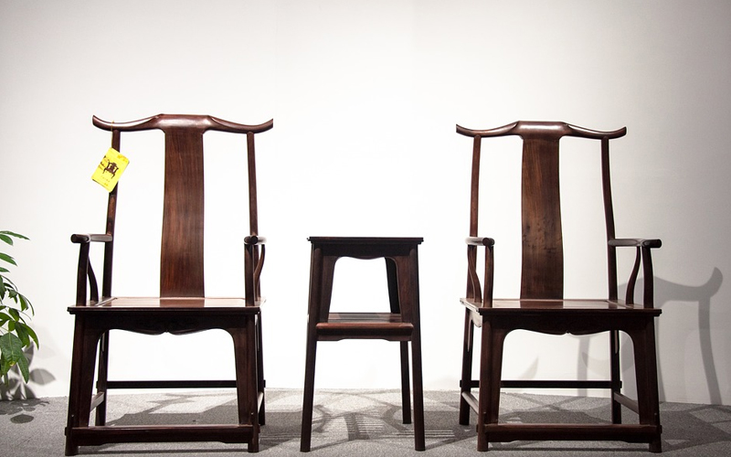 某某大型红木家具展